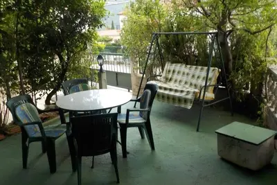 Image de Appartement de deux chambres avec la terrasse Grebastica, Sibenik (A-25286-c)