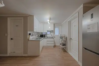 Image de 201-Apgujeong 1 Korean traditional style 3 room house