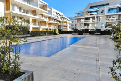 Image de Appartement luxe avec piscine & parking