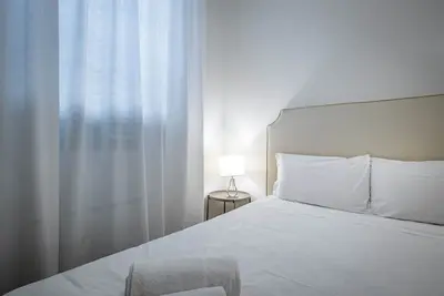 Image de Garibaldi Palace trilo Art Coll 2