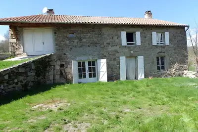 Image de Maison de vacances « Grande Maison De Campagne » à Saint-Christophe d'Allier