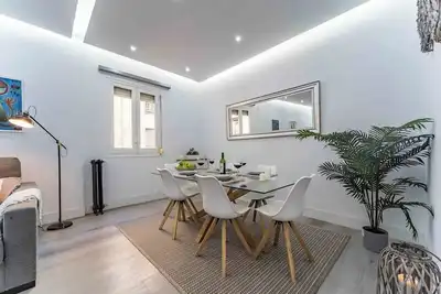 Image de Premium Apartment Heart of the City by TuriVida