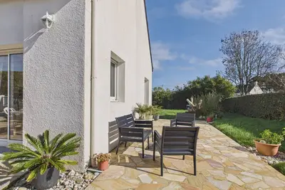 Image de 500 m de la plage, maison pour 6 avec jardin