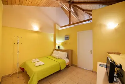 Image de Almond Tree House Relaxing