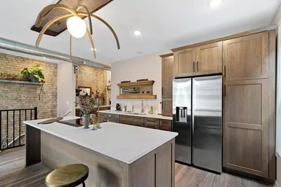 Image de New! Condo, Garage, Parking, Downtown