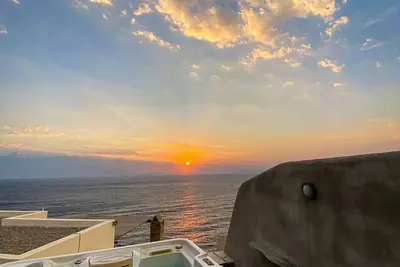 Image de Sunrise stone villa with Jacuzzi