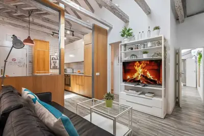 Image de Attic 3 bedroom, 2 baths in heart of Malasana for extended stays