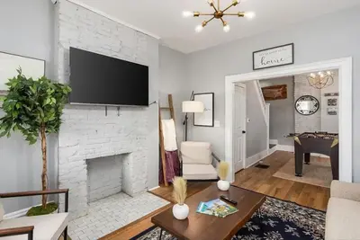 Image de Boutique Italian Village | Osu | 4br | + 2 parking