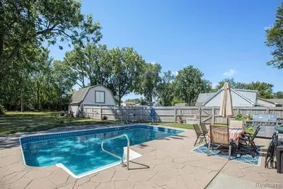 Image de Cozy Cottage Castle + pool