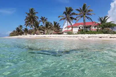 Image de Le logement Kaz Gwada -  30 m de la plage des raisins clairs pour 4 personnes