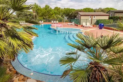 Image de Mer et Pins | Chalet avec Piscine