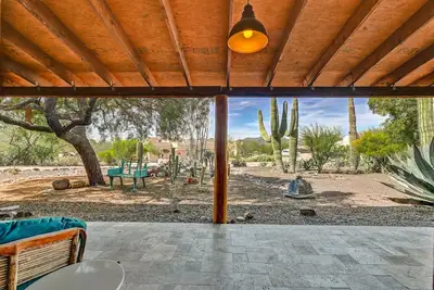 Image de Exceptional  Beautifully Remodeled