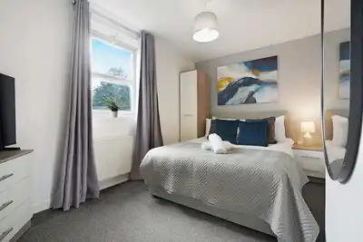 Image de Modern 3 Bed Home w/Garden | Free Parking | Wi-Fi