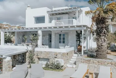 Image de myMykonos Ii beachfront villa