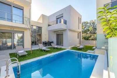 Image de Park View and near the Sea Villa with Private Pool