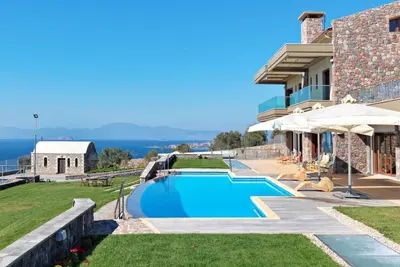Armonia Luxury Villa