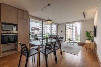 Image de Fabulous 2-bedroom apartment with Ac in vibrant Las Condes