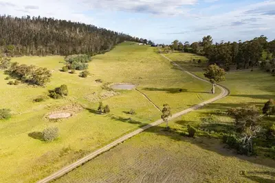 Image de Barefoot Luxury, Romantic Escapes, Outdoor Bath with a view, Rolling hills