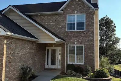 Image de Spacious 4-bedroom house in lovely Harrisonburg with WiFi and 2 living rooms
