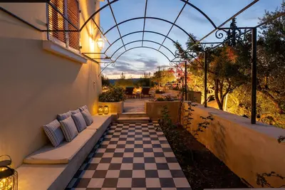 Image de La Belle Villa - Family Retreat & Magnificent View