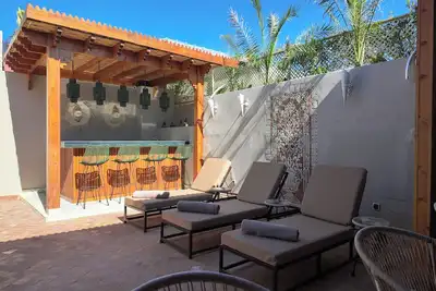 Image de Riad Tamazy  \n3-bedroom house in lovely Marrakech with air conditioning