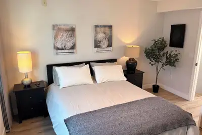 Image de Coastal Living in Encinitas - Steps to Beach - 3 Br Sleeps 6