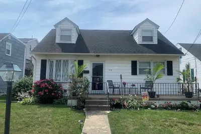 Image de 2 Blocks to the Beach and Bay Sleeps 4-5 – Perfect Brigantine Family Getaway