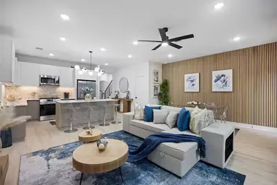 Image de The Corinthian Retreat near Nrg/Medical Center. Pets & long term stays welcome!