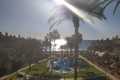 Image de First line house with sea views and parking.