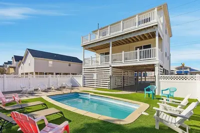 Image de Perfect Break | Private Pool and Hot Tub | Less than 1, 000 ft to the Beach!