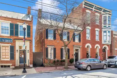 Image de Gilded Age Getaway: Sleeps 6, free garage parking