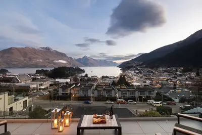 Image de catalina-apt-5-amazing-views-and-walk-to-town