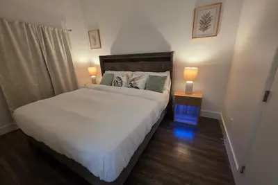 Image de Casa Tropical - 2br/2ba - Sleeps 6 - Near Airport