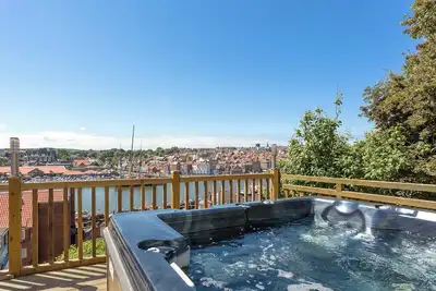 Image de 3 chambres à coucher à Whitby