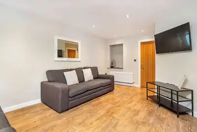 4 Monkbar Mews - Uk2693