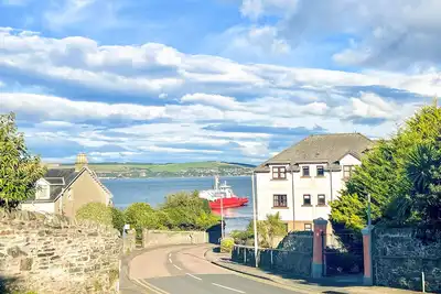 Image de 2 chambres à coucher à Dunoon