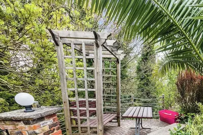 Image de 3 chambres à coucher à Ventnor