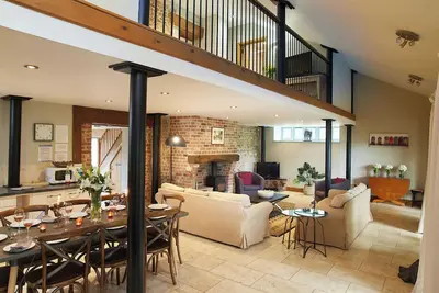 Image de The Straw House - Ukc3676