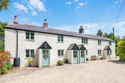Image de 2 chambres à coucher à Sherborne