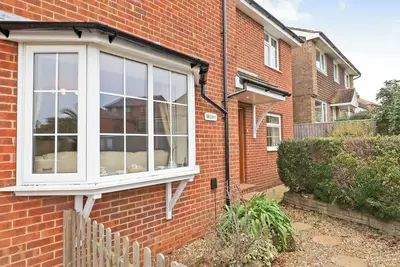 Image de 4 chambres à coucher à Ryde