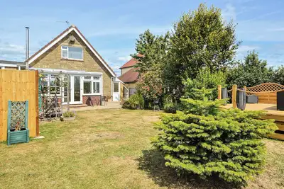 Image de 3 chambres à coucher à Bembridge