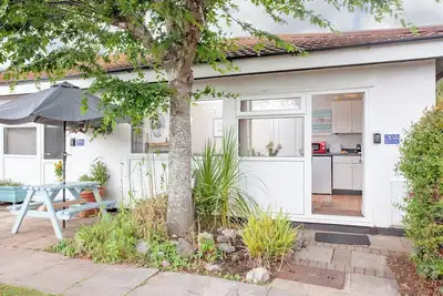 Image de 2 chambres à coucher à Dawlish