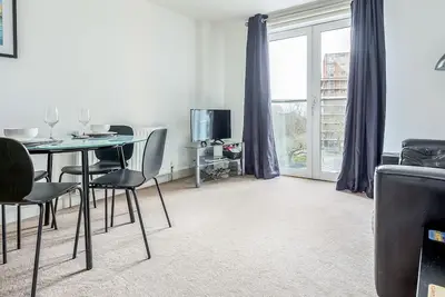 Image de 1 chambres à coucher à Poole