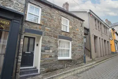 Image de 3 chambres à coucher à Cardigan