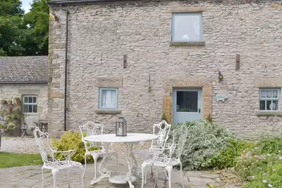 Image de 4 chambres à coucher à Over Haddon, near Bakewell