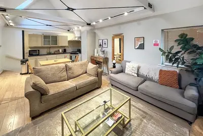 2 chambres à coucher à Canterbury