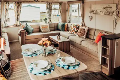 Image de 2 chambres à coucher à Ayr