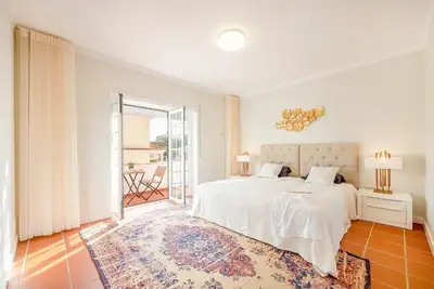 Image de V325 - Villa de 3 chambres avec piscine et jardin privés