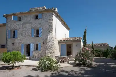 Image de Ancien Pigeonnier, charme et piscines au domaine