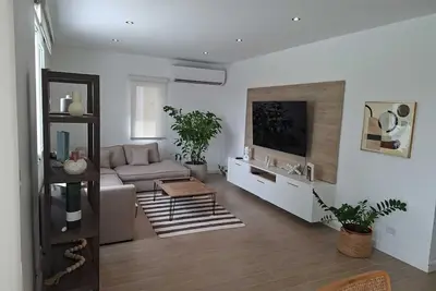 Image de Modern 3br retreat for 6 at Tucan Country Club ⛳🌿 Enjoy golf views, resort-style living, and peaceful nature surroundings just minutes from Panama City. Perfect for families, friends, or business stays seeking comfort and privacy. ✨